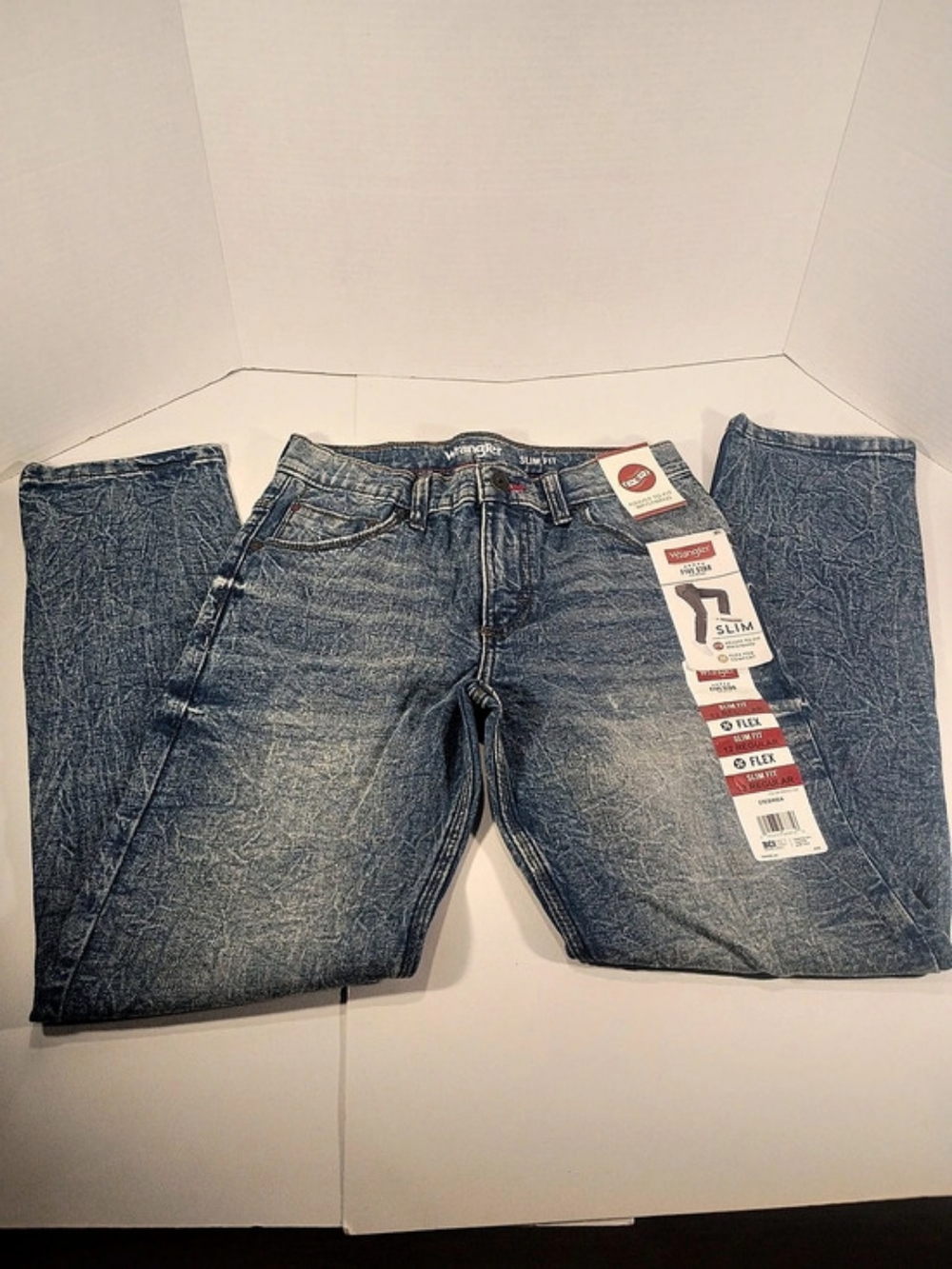 Wrangler Slim Fit Kids Jeans in Blue Size 12 NWT